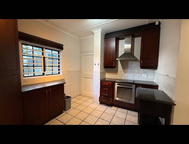 3 BEDROOM SECTIONAL TITLE TO LET IN MUSGRAVE